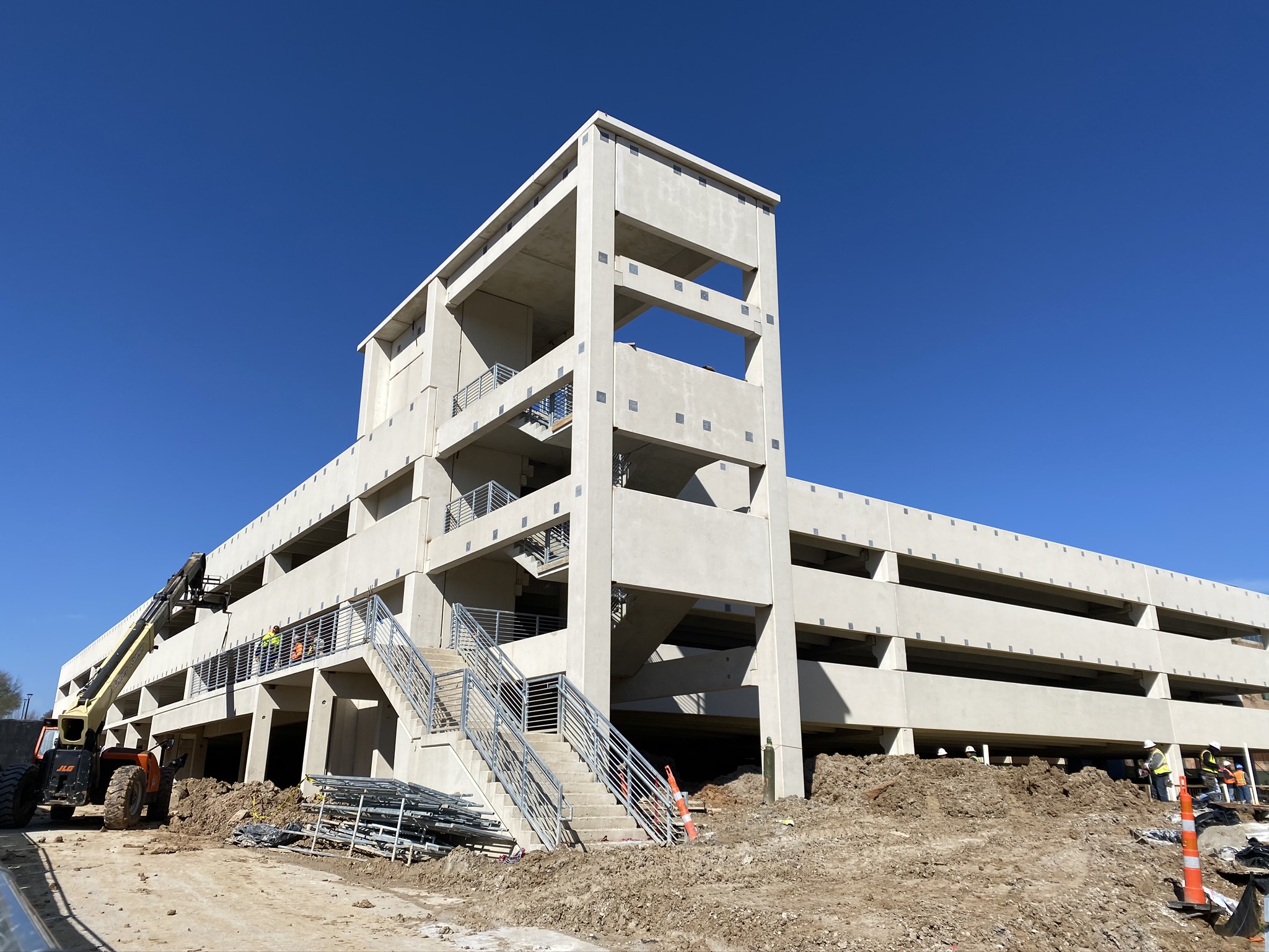Tarleton Parking Garage in construction
