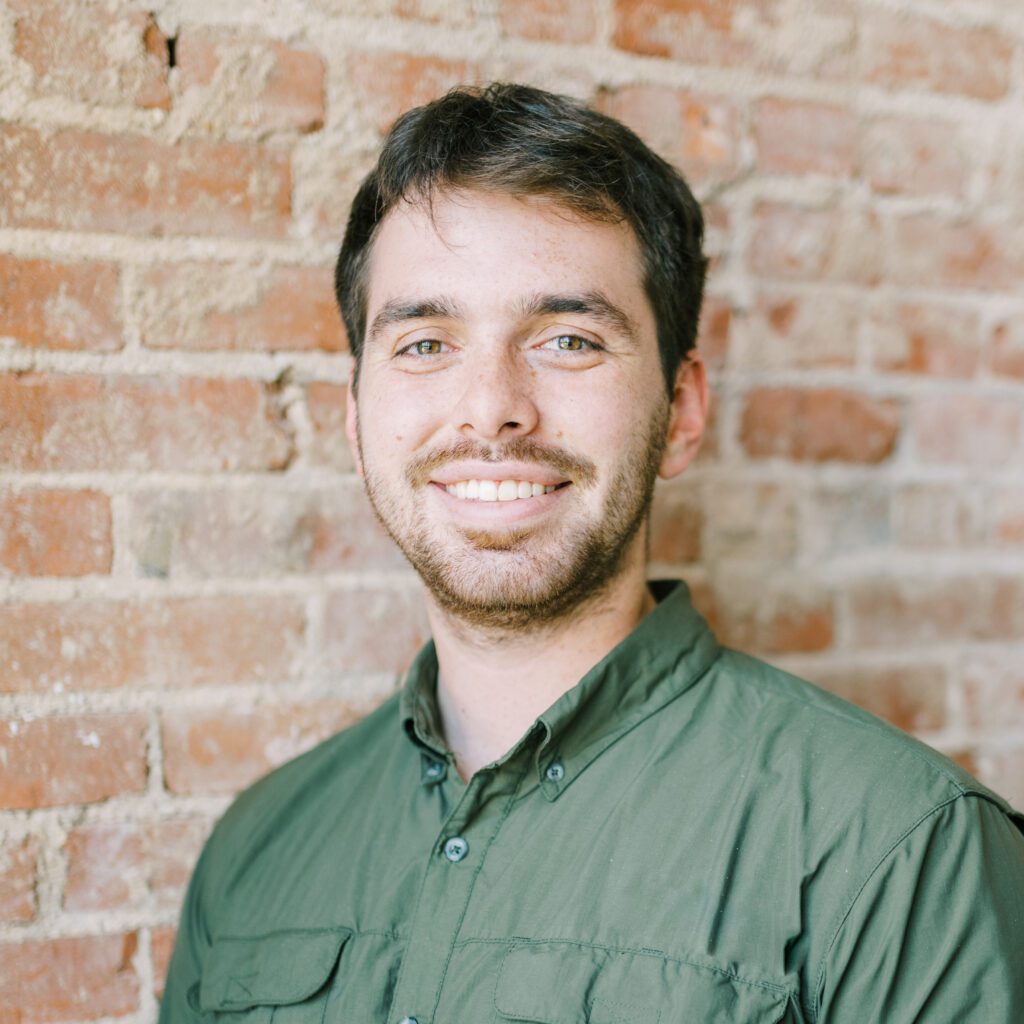 Branden Luis headshot